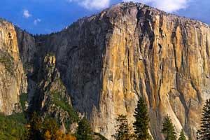 Photo of the Day: El Cap guards the Valley by Sheldon Branford